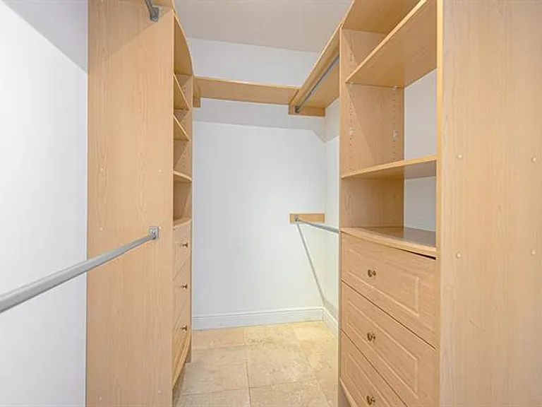 2030 S Douglas Rd #CU-807 — Photo 6