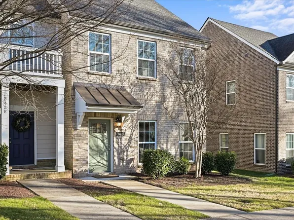 342 Lakeside Park Dr #A, Hendersonville, TN 37075