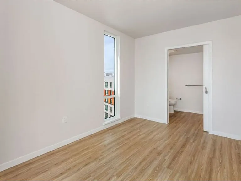 The Berkeley Place — Photo 5