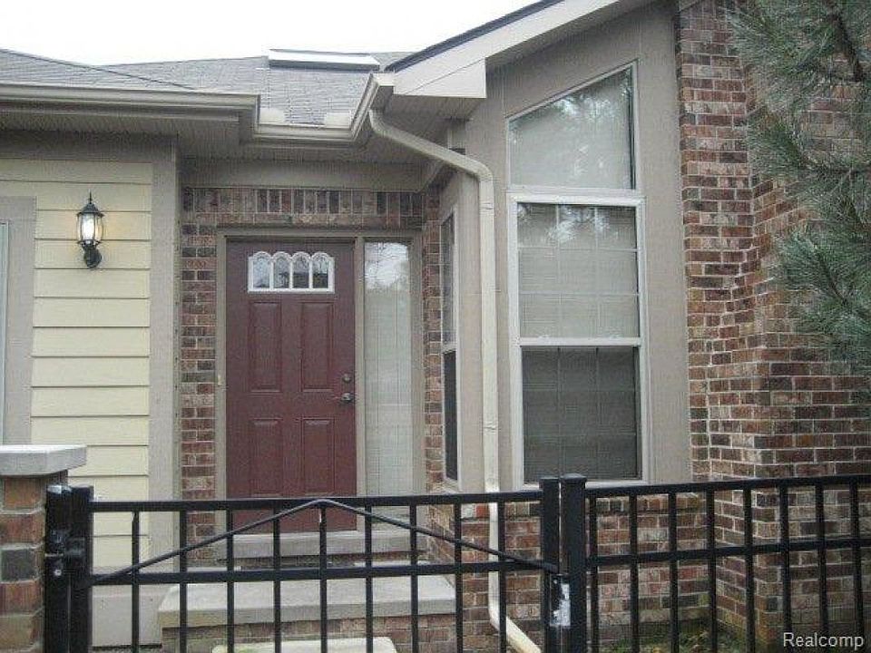 1st image of 50149 Bethesda Ct