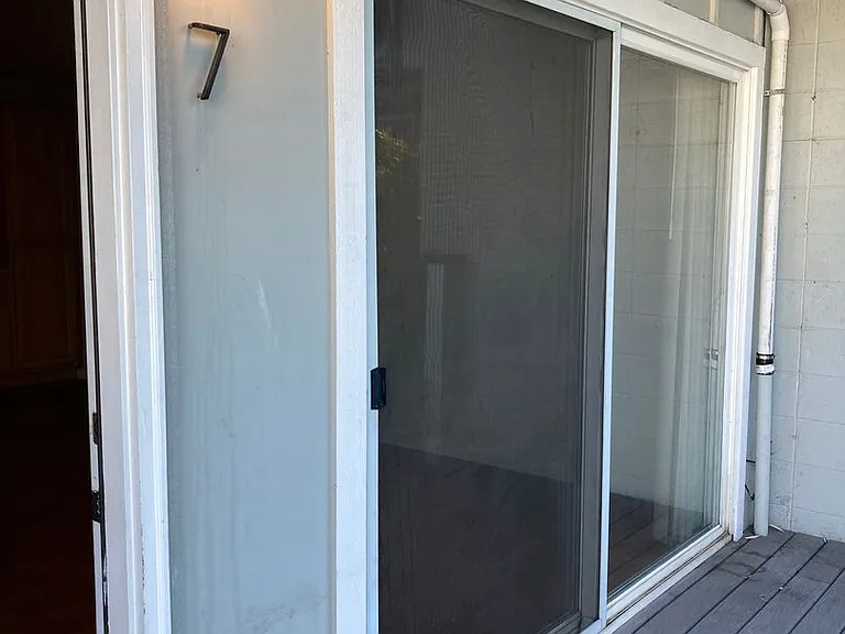 361 E 13th Ave — Photo 5