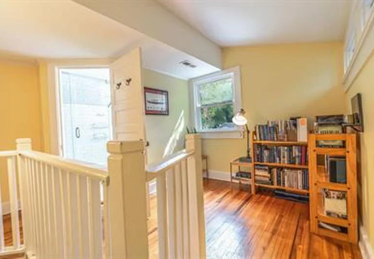 330 E Maine Ave — Photo 13
