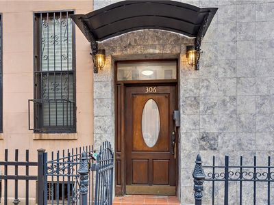 306 E 105th Street #1B, New York, NY, 10029