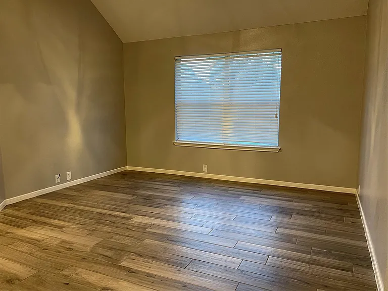 20803 Lavenderwood Dr — Photo 20