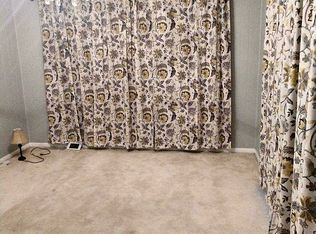 32 12th St NW, Norton, VA 24273