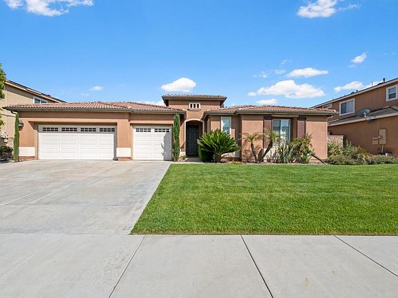 3rd image of 37978 Palomera Ln