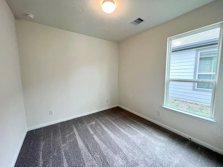 2834 Palamas Ln — Photo 3