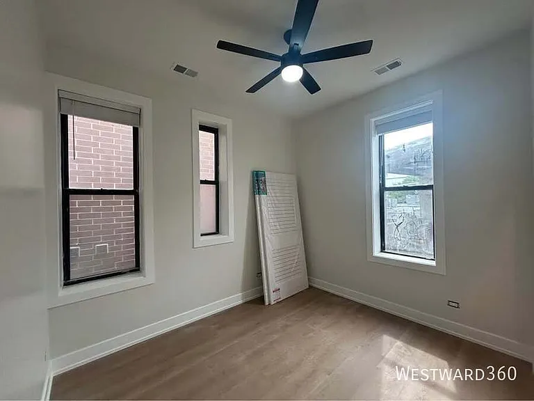 805 W Weed St #3W — Photo 6