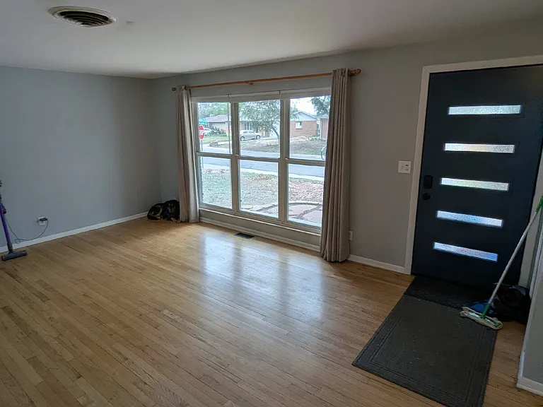 7070 Beacon Way — Photo 2