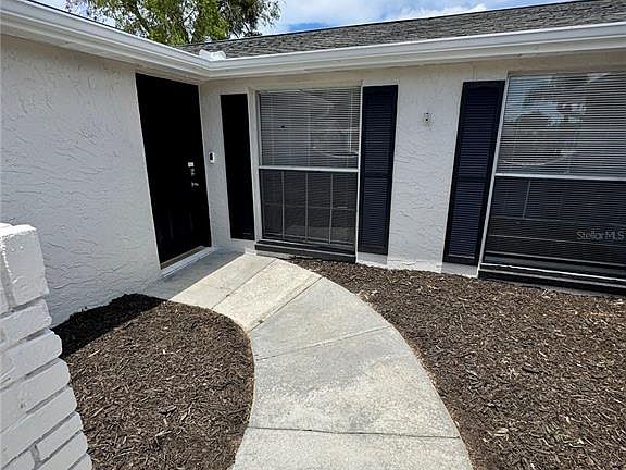 3rd image of 6135 Seabreeze Dr