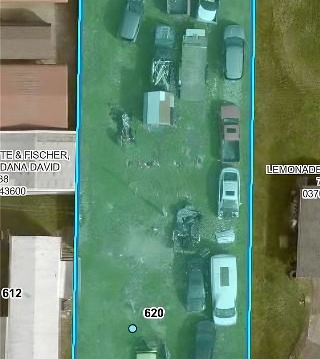 1st image of 620 Custer Dr