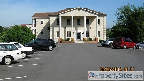 1st image of 408 Ellis Ave