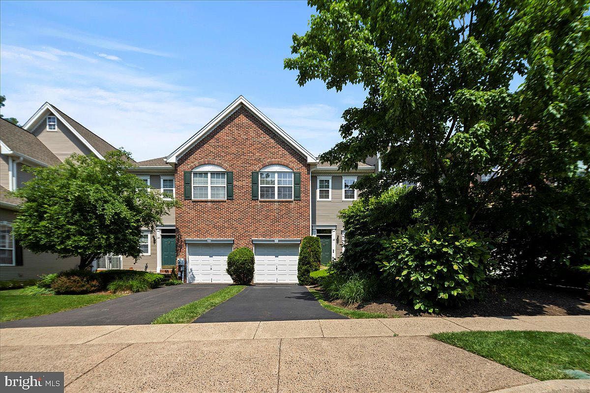 22 Heritage Hills Dr, Washington Crossing, PA 18977 | Zillow