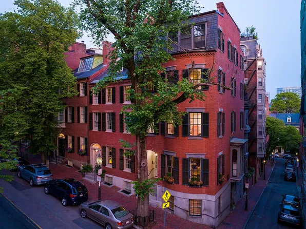 86 Mount Vernon St, Boston, MA 02108