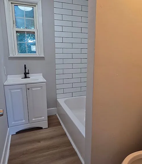 1019 Green Ln — Photo 12