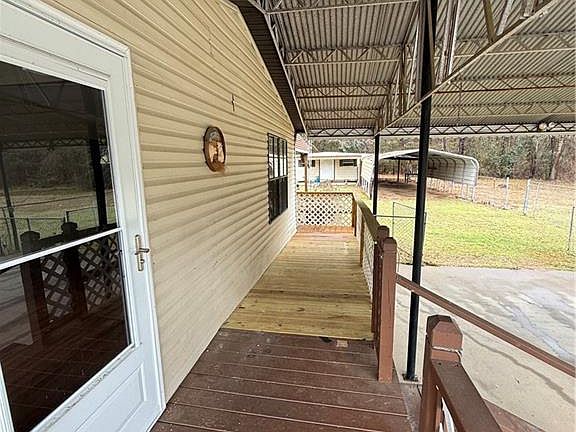 4th image of 129 Bishop Rd