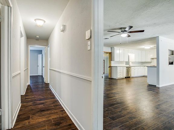 5th image of 821 Lee Dr