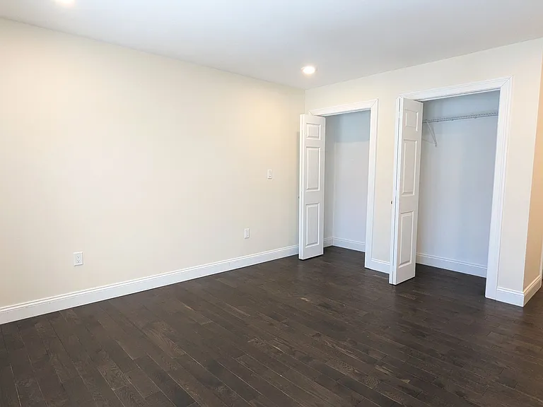 7 Maple St #1 — Photo 9