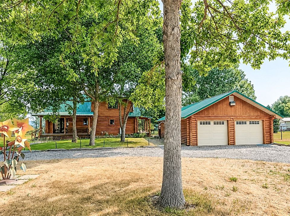 1st image of 17 Stillwater Estates Rd