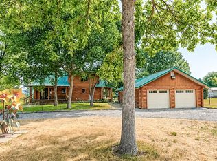 17 Stillwater Estates Rd, Columbus, MT 59019
