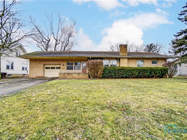 409 W Elm St, Bluffton, OH 45817