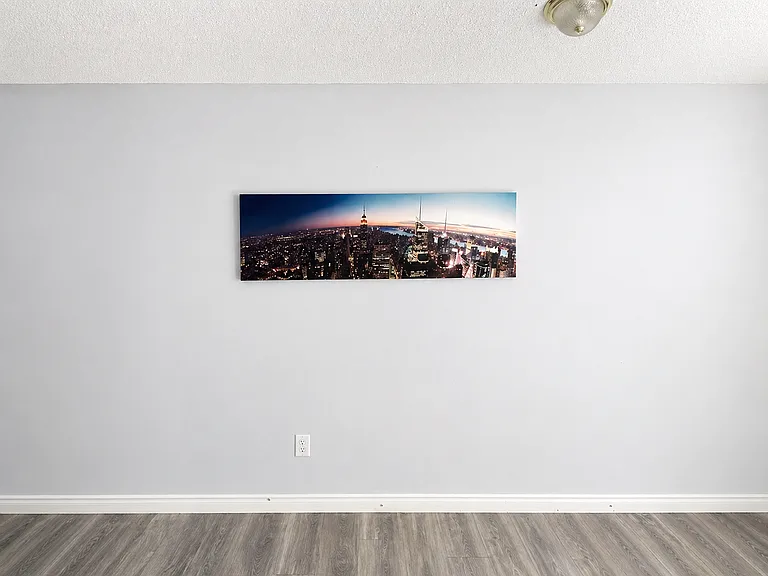 5013 Kens Ct — Photo 2