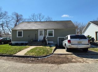 104 Sunnyside Ct, Greenville, MI