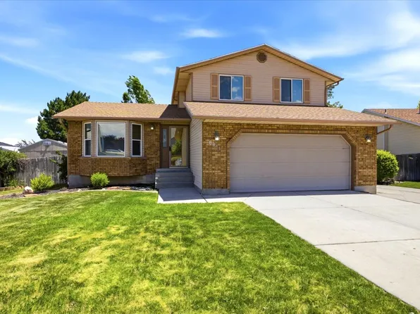 6911 S Coneflower Ct, West Jordan, UT 84081