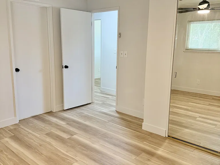3636 W Tulare Ave — Photo 32