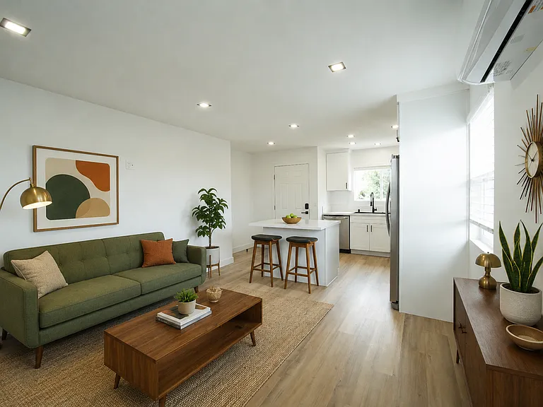 3552 Ocean View Blvd — Photo 19