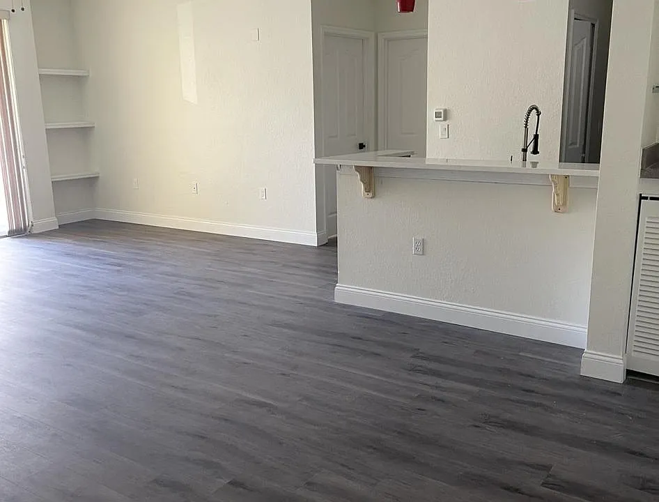 1150 Lake Shadow Cir #101