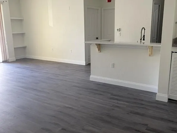 1150 Lake Shadow Cir #101, Maitland, FL 32751