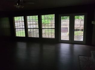 3605 Canterbury Dr, Baytown, TX 77521