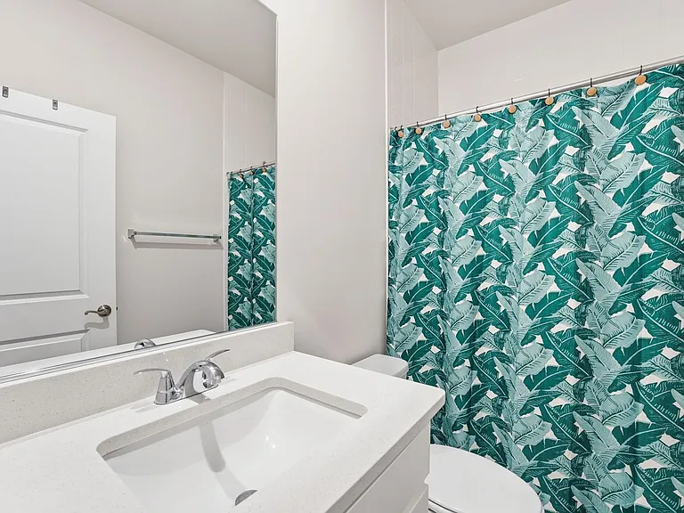 6066 Beake St — Photo 13