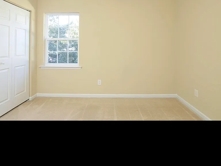 8843 Thornton Town Pl — Photo 15