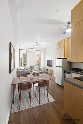 Rented by HomeDax Real Estate | media 1