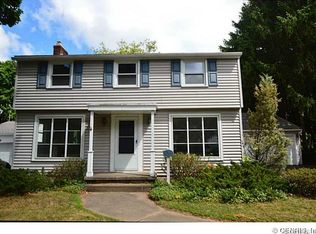 54 Bellehurst Dr, Rochester, NY 14617