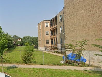 5120 S Indiana Ave, Chicago, IL, 60615