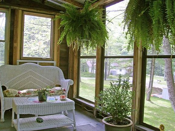 Sunroom/Master Bedroom