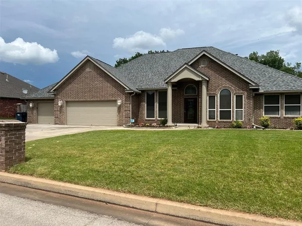 4609 Gracelann St, Shawnee, OK 74804