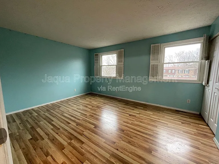 2591 Stratford Dr — Photo 5