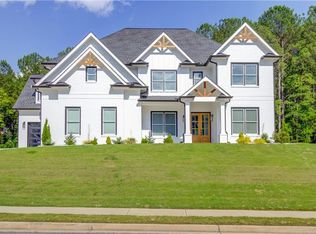 961 Nours Cir, Lawrenceville, GA 30045