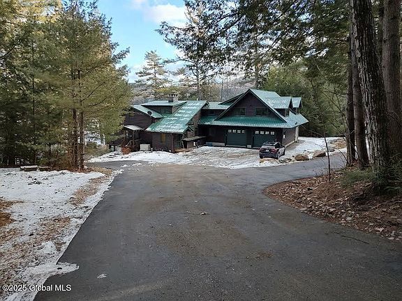 3rd image of 35 Fountain Dr