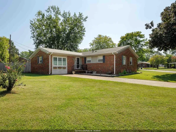 2422 Dublin Ave, Florence, AL 35630