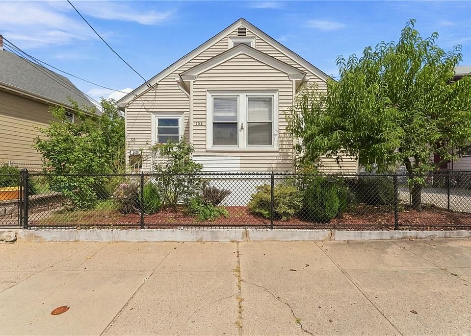 1st image of 106 John St