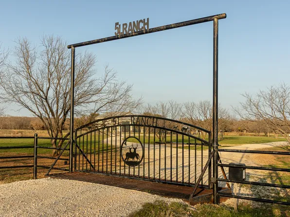 1950 Hamilton Rd, Graham, TX 76450