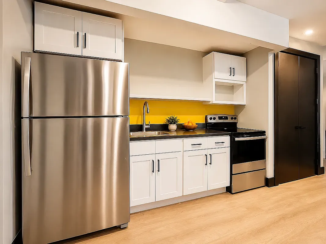 763 Lexington Avenue — Photo 2