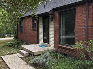 2215 Pittswood Dr, Nashville, TN 37214