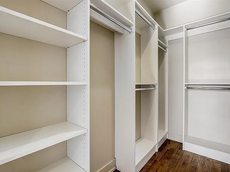 6349 S Woodlawn Ave #2C — Photo 14