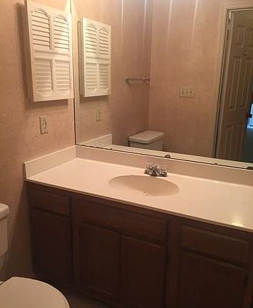 5th image of 8185 Cedar Glen Dr